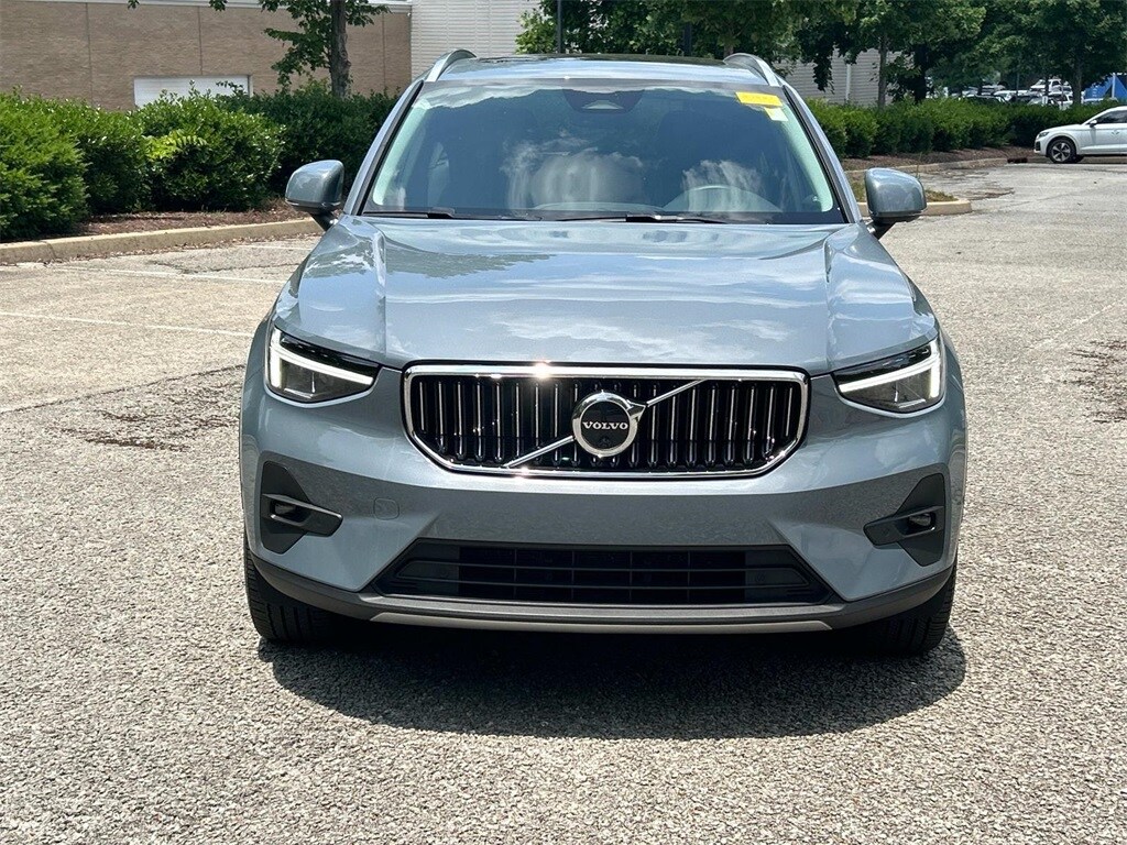 Used 2023 Volvo XC40 Plus with VIN YV4L12UN5P2040890 for sale in Franklin, TN