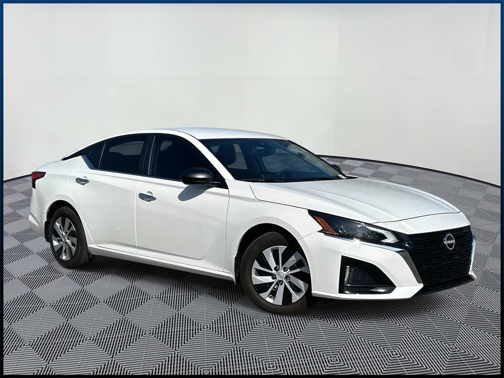 2025 Nissan Altima S