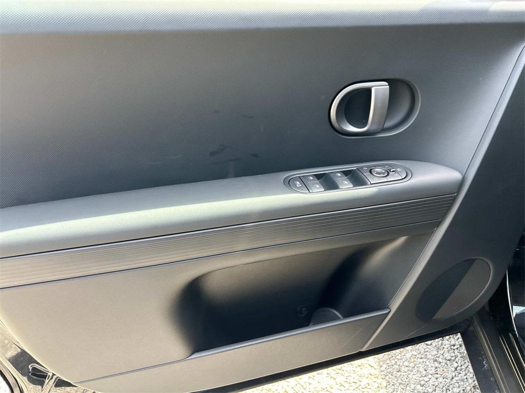 2025 Hyundai IONIQ 5 SEL - Photo 17