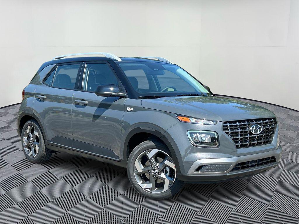 New 2026 Hyundai Venue SEL w/Two-Tone Roof