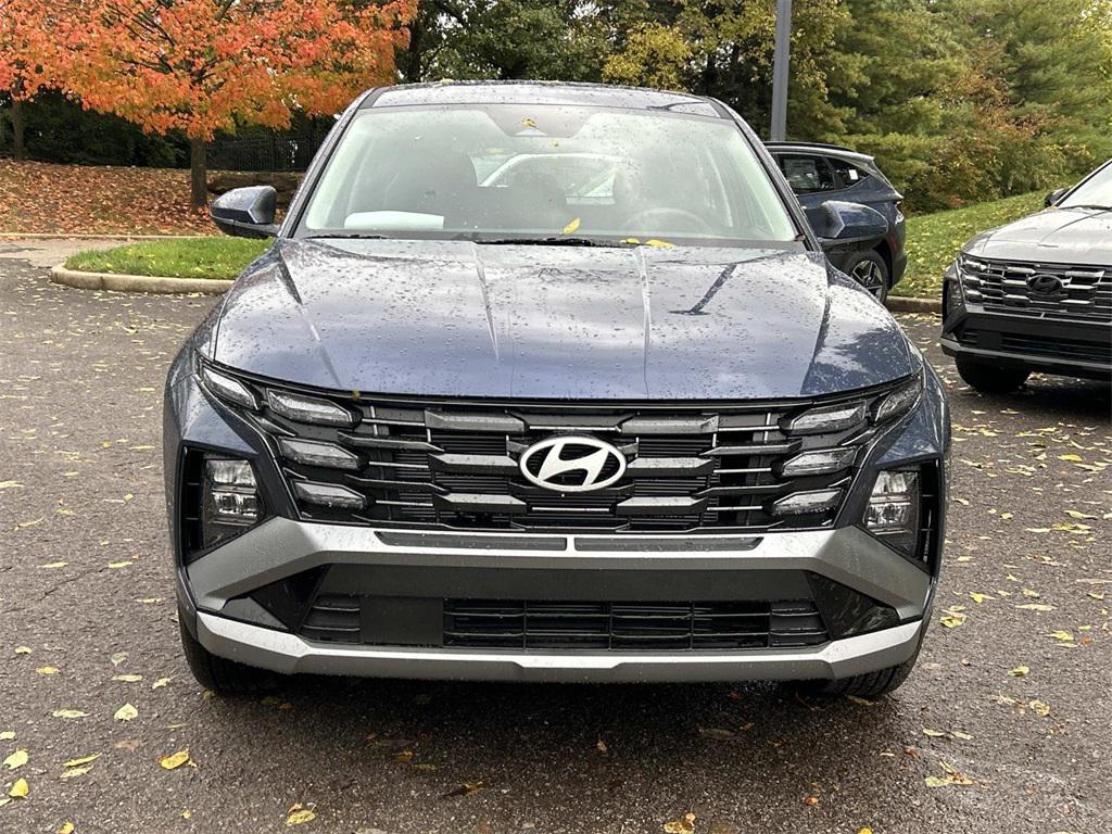 2026 Hyundai Tucson SE photo 2