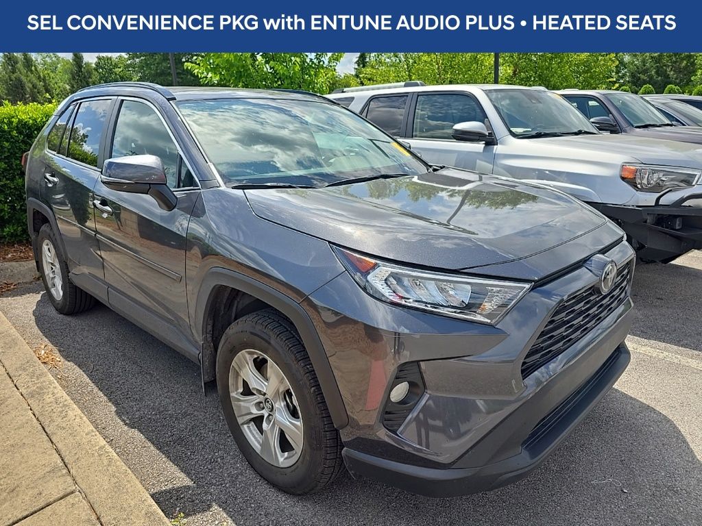 2019 Toyota RAV4 XLE FWD's photo