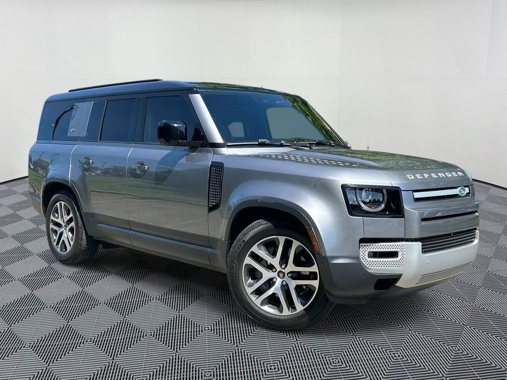 2024 Land Rover Defender 130 S P400's photo