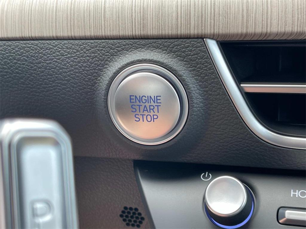 2025 Hyundai Sonata Hybrid SEL - Photo 32