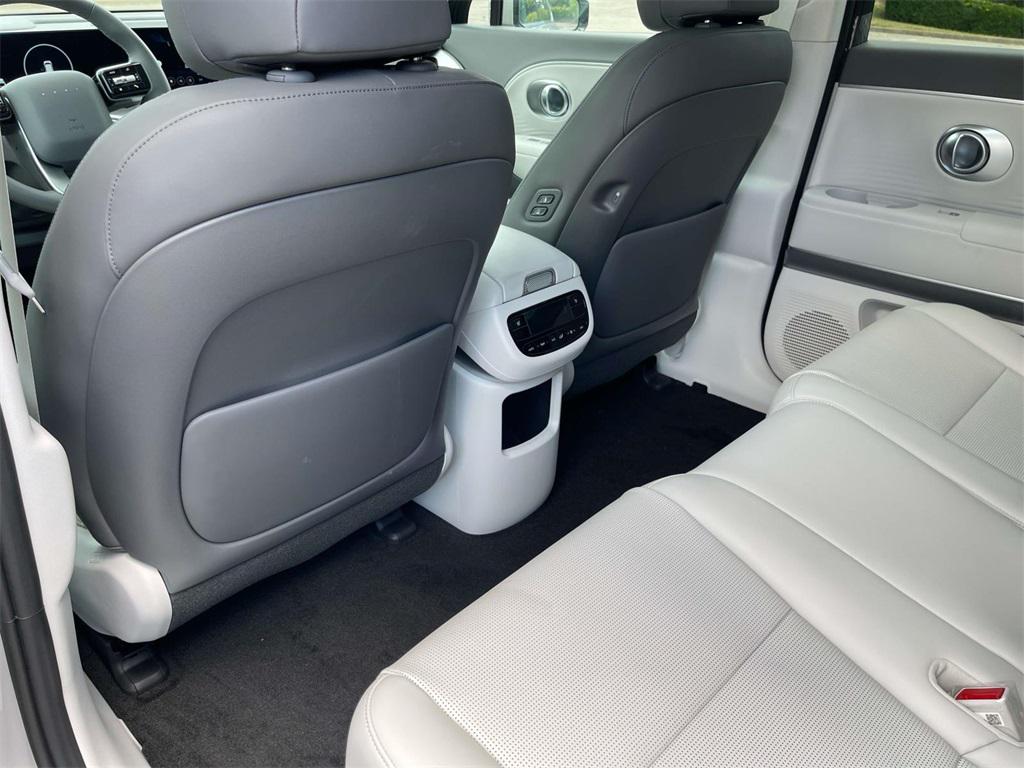 2026 Hyundai IONIQ 9 SEL - Photo 24