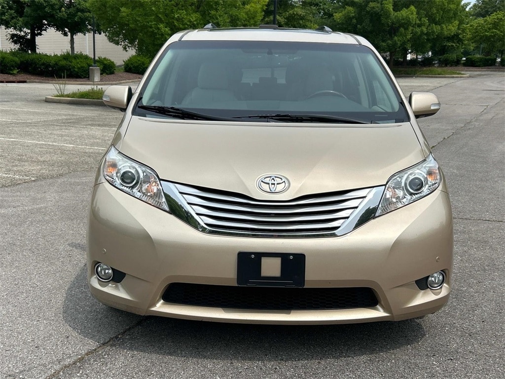 Used 2014 Toyota Sienna XLE with VIN 5TDYK3DC4ES455506 for sale in Franklin, TN