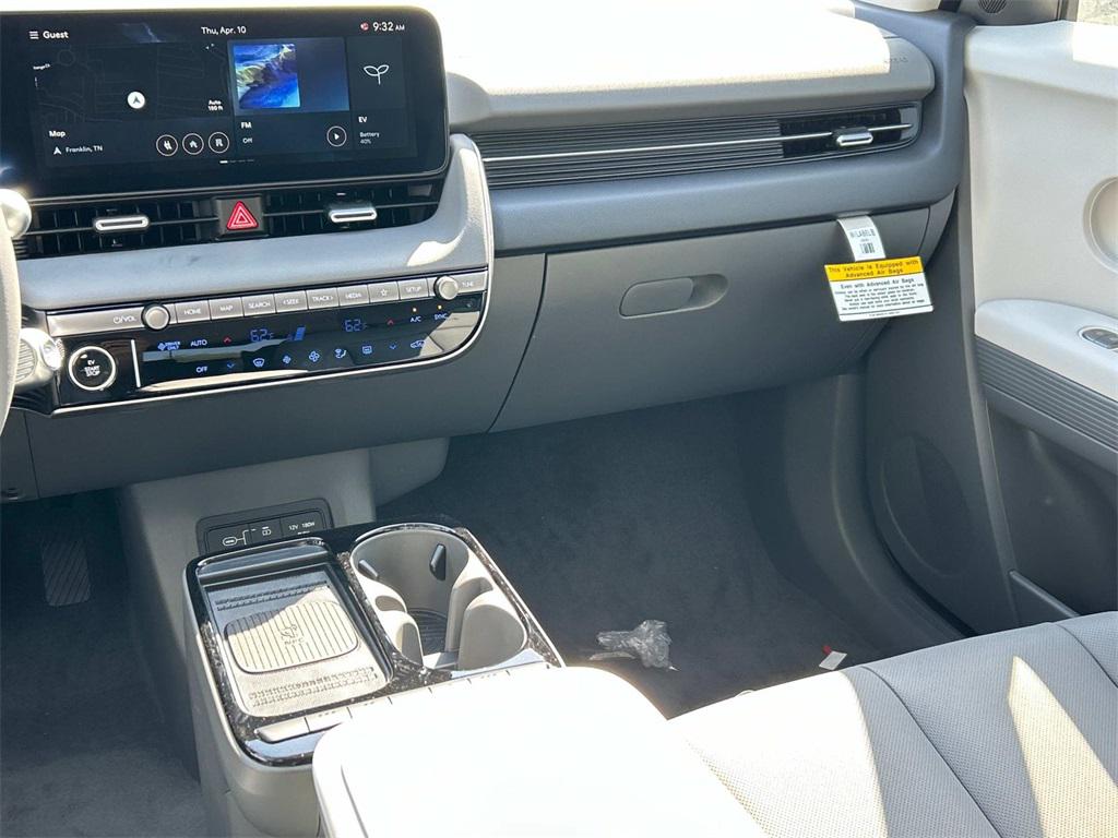 2025 Hyundai IONIQ 5 SEL - Photo 24