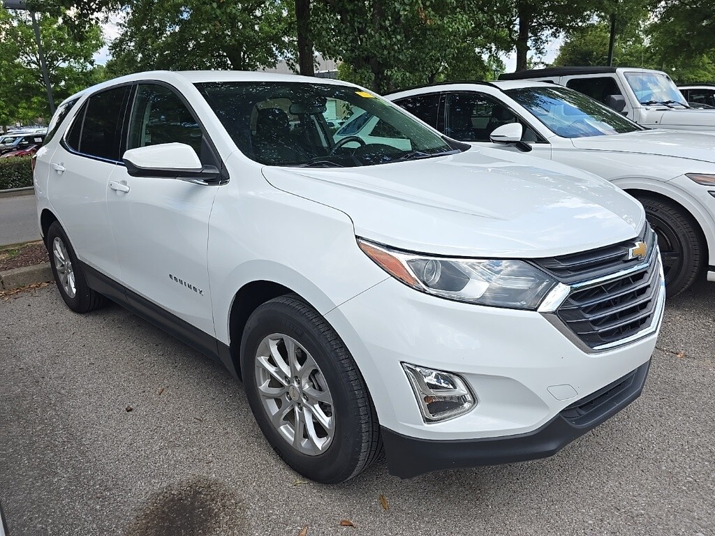 2020 Chevrolet Equinox LT photo 2