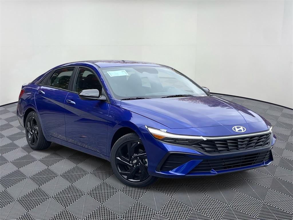2026 Hyundai Elantra SEL's photo