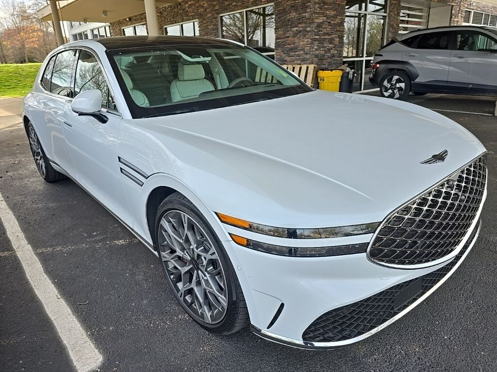 Used 2024 Genesis G90 3.5T e-SC Sedan