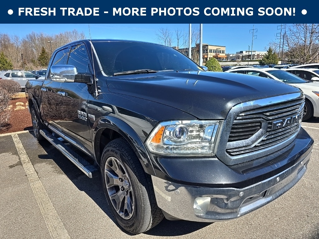 2017 RAM Ram 1500 Pickup Laramie Limited