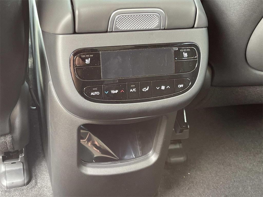 2026 Hyundai IONIQ 9 SEL - Photo 17