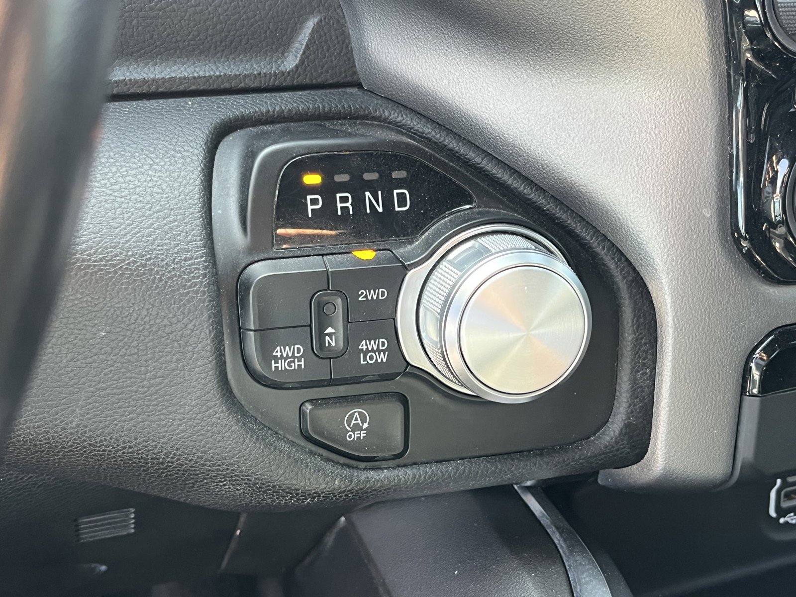 2024 RAM Ram 1500 Pickup Laramie - Photo 21
