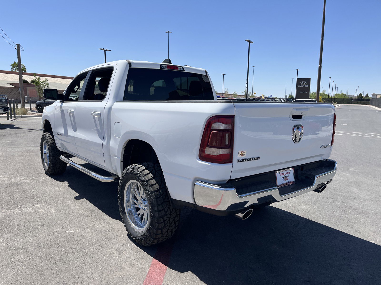 2024 RAM Ram 1500 Pickup Laramie - Photo 6