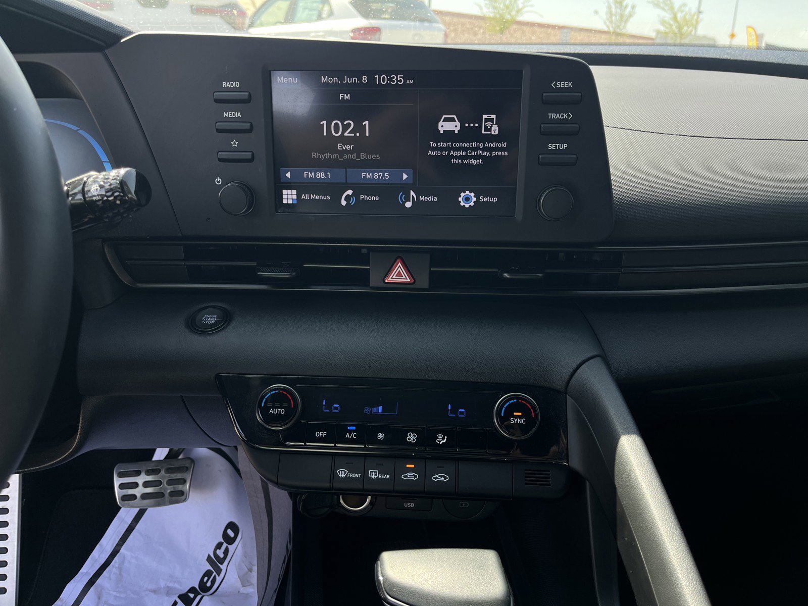 2025 Hyundai Elantra SEL - Photo 20