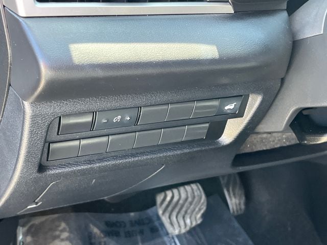 2022 Mitsubishi Outlander SEL - Photo 13