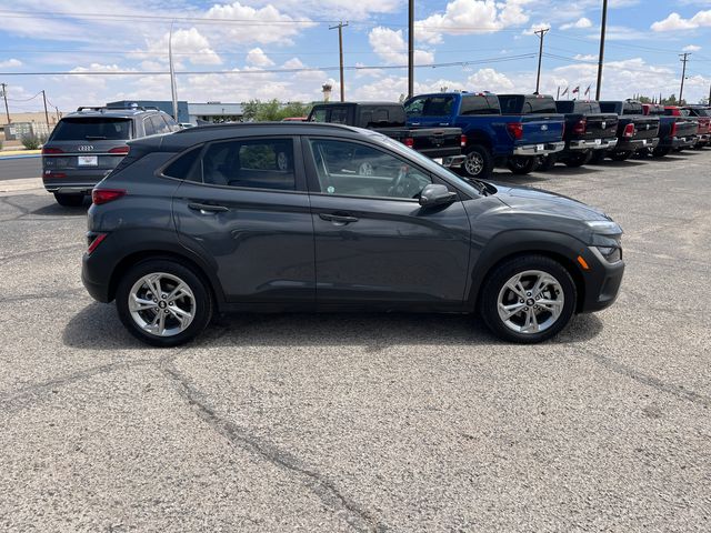 2023 Hyundai Kona SEL - Photo 9
