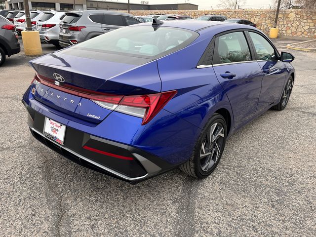 2025 Hyundai Elantra SEL - Photo 8