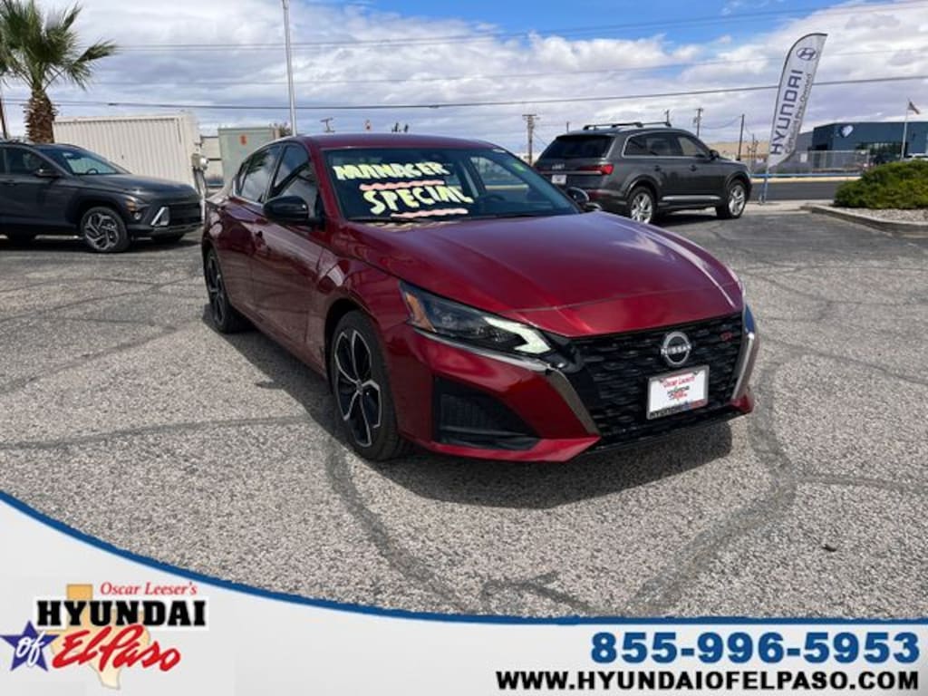 Used 2025 Nissan Altima 2.5 SR Sedan