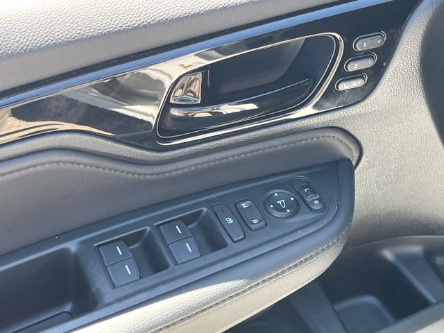 2023 Honda Odyssey Touring - Photo 12