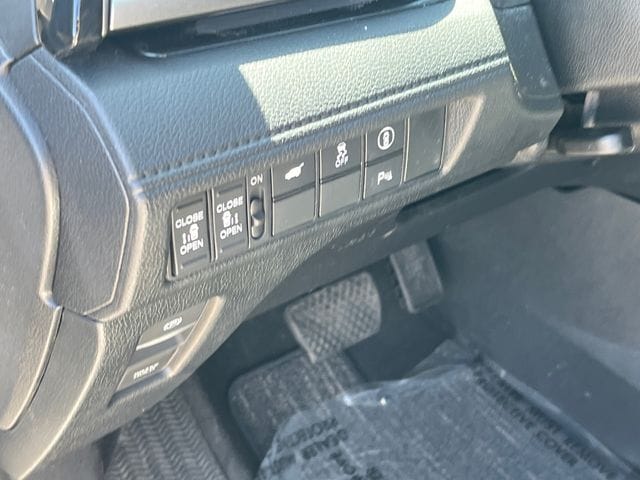2023 Honda Odyssey Touring - Photo 13