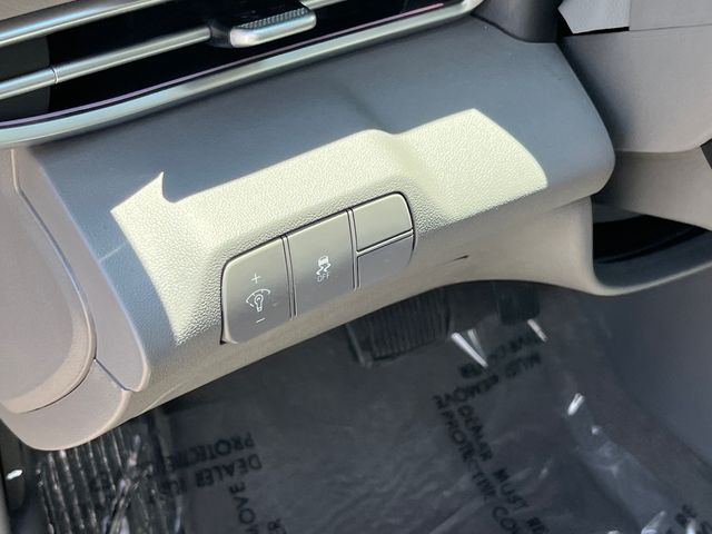 2025 Hyundai Elantra SEL - Photo 13