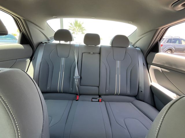 2025 Hyundai Elantra SEL - Photo 23