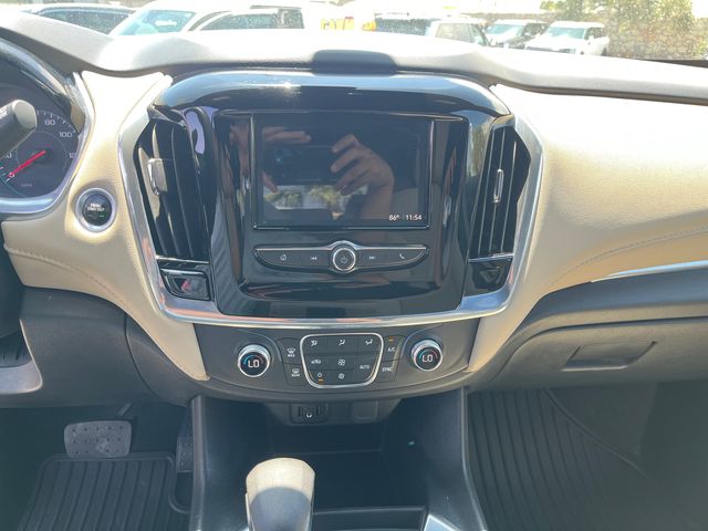 2023 Chevrolet Traverse LS - Photo 20
