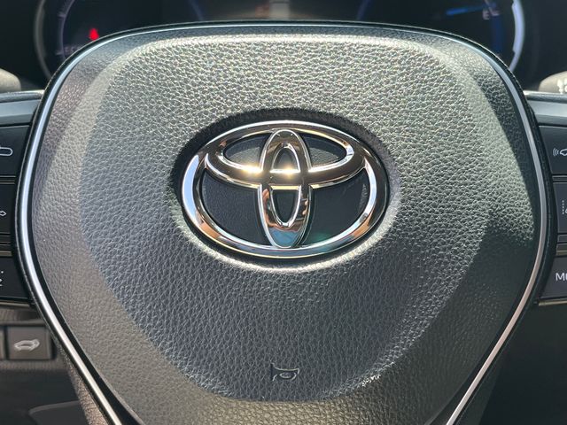 2024 Toyota RAV4 SE - Photo 17