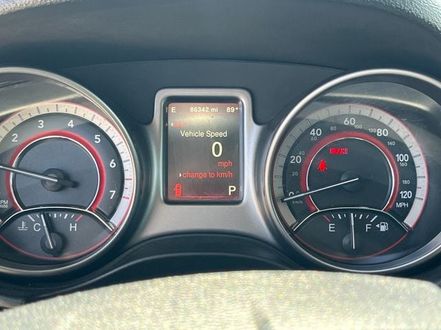 2020 Dodge Journey Crossroad - Photo 14