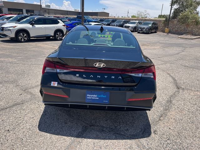 2025 Hyundai Elantra SEL - Photo 7