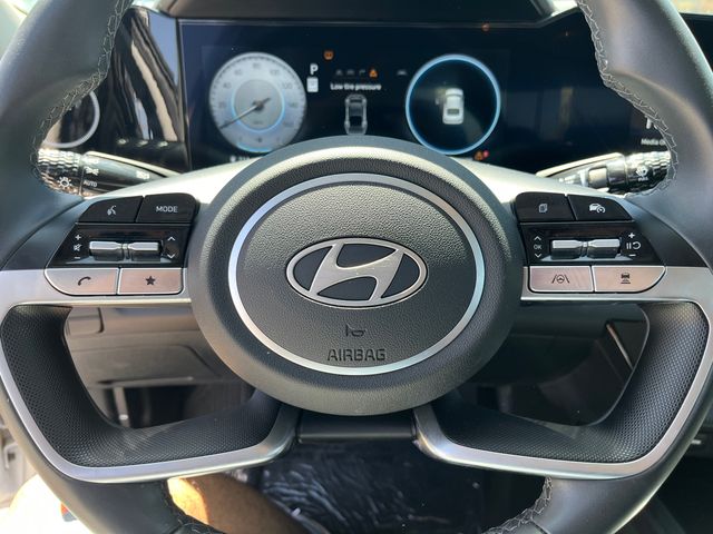 2025 Hyundai Elantra SEL - Photo 15