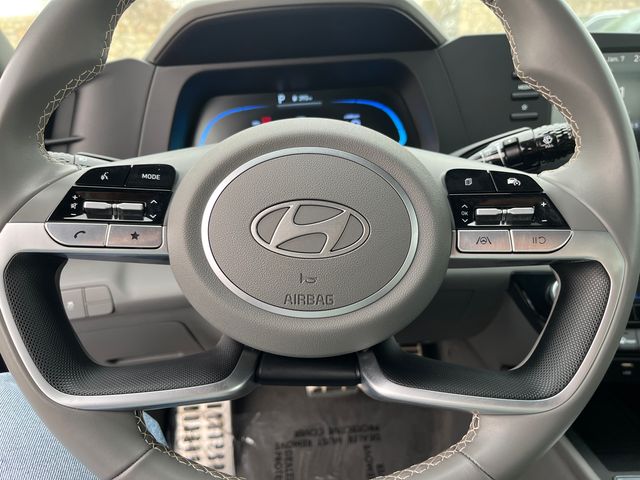 2025 Hyundai Elantra SEL - Photo 15