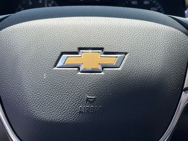 2023 Chevrolet Traverse LS - Photo 17