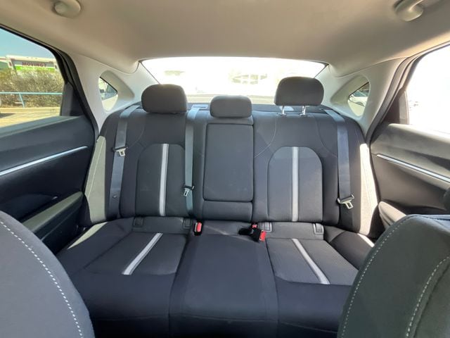 2023 Hyundai Sonata SEL - Photo 23