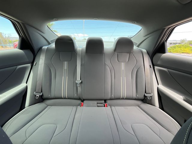 2025 Hyundai Elantra SEL - Photo 23