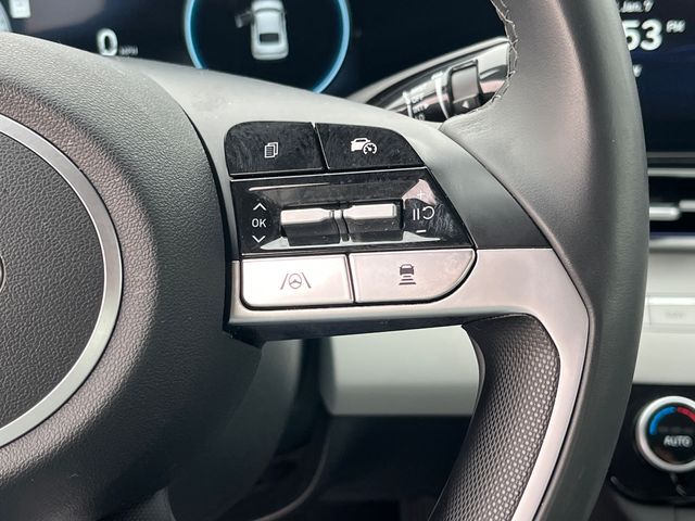 2025 Hyundai Elantra SEL - Photo 18