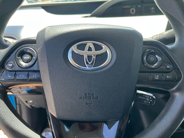 2022 Toyota Prius L Eco - Photo 15