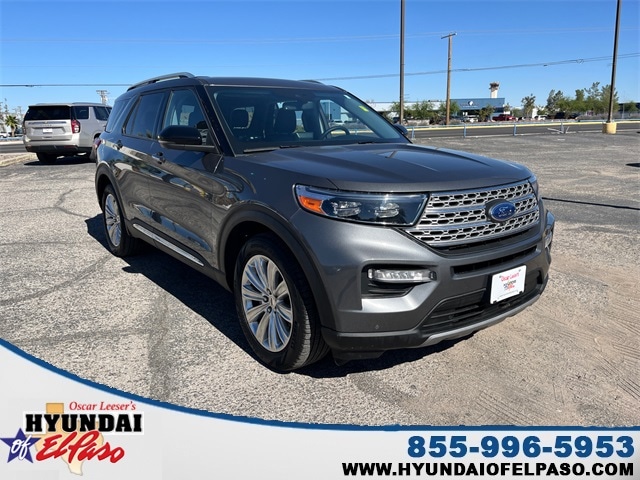 2023 Ford Explorer Limited's photo