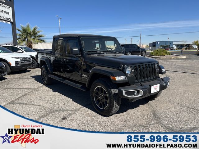 2022 Jeep Gladiator Overland's photo