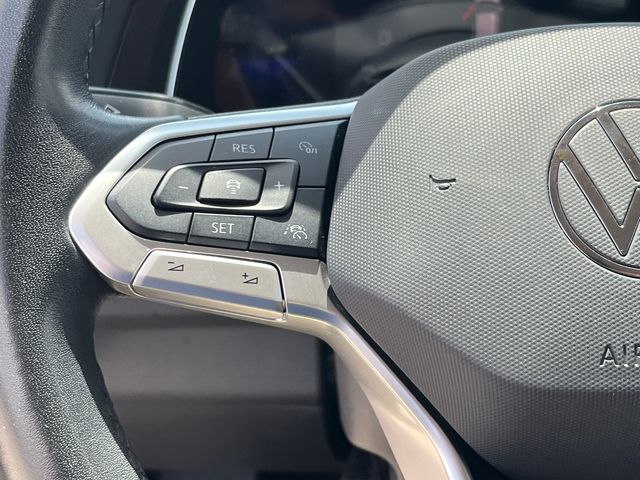 2023 Volkswagen Jetta SE - Photo 16