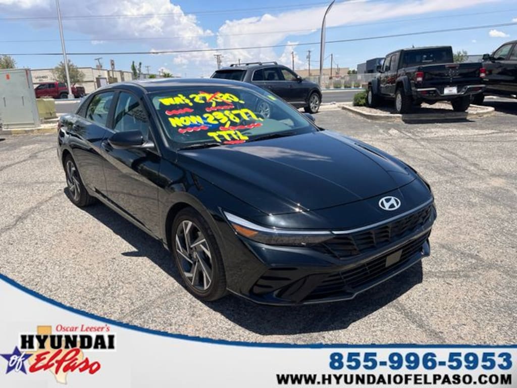 Certified 2025 Hyundai Elantra SEL Convenience Sedan