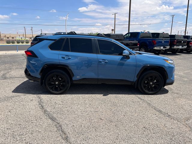2024 Toyota RAV4 SE - Photo 9