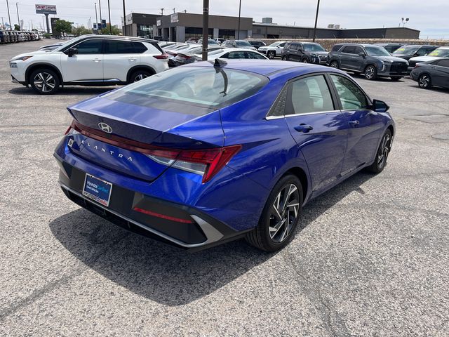 2024 Hyundai Elantra SEL - Photo 8