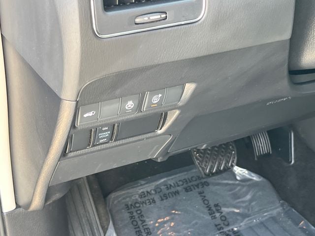 2022 INFINITI QX80 - Photo 13