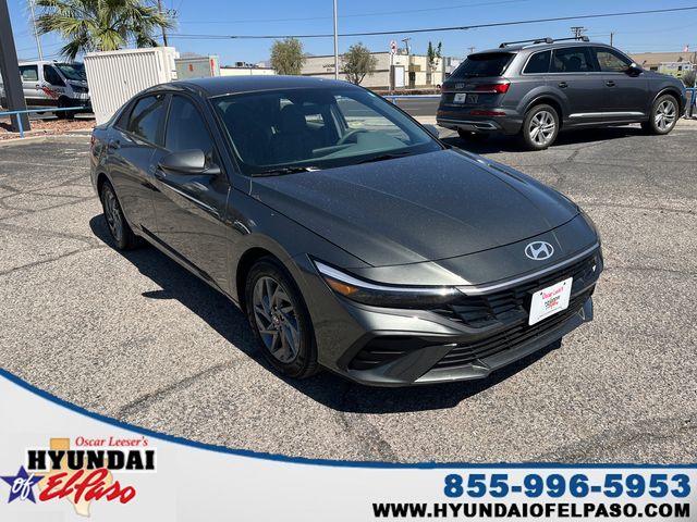 2025 Hyundai Elantra Hybrid