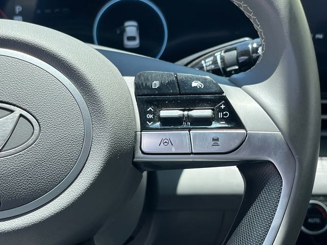 2025 Hyundai Elantra SEL - Photo 18