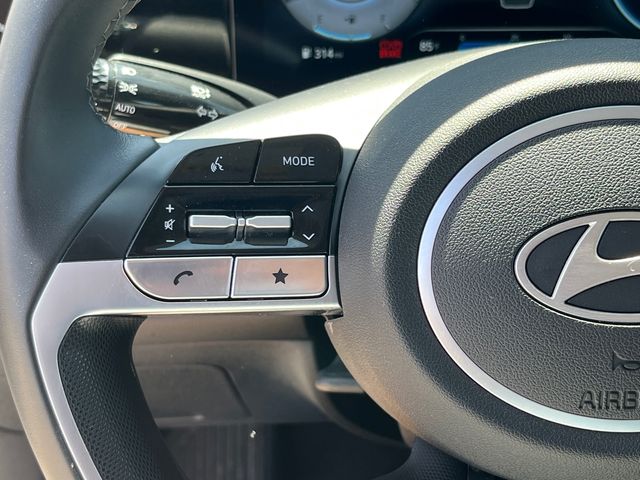 2025 Hyundai Elantra SEL - Photo 16