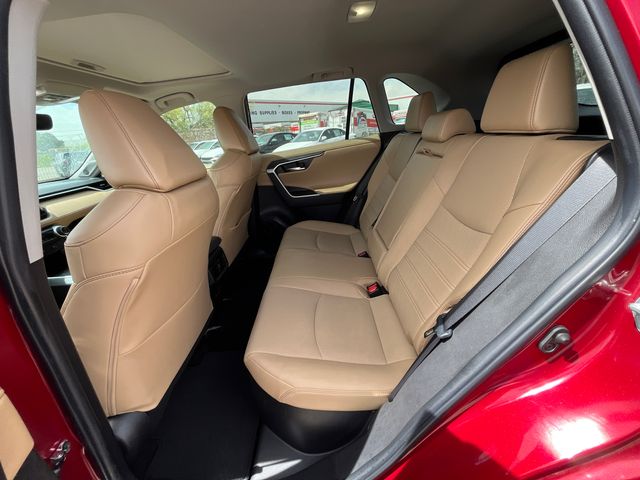 2022 Toyota RAV4 Limited - Photo 24