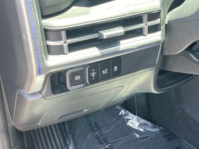 2024 Hyundai Santa Fe Limited - Photo 13